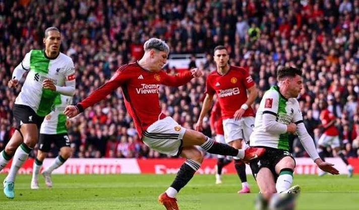 真枪手🔥恩凯提亚赛季首球！97分钟极限绝杀送利物浦首败