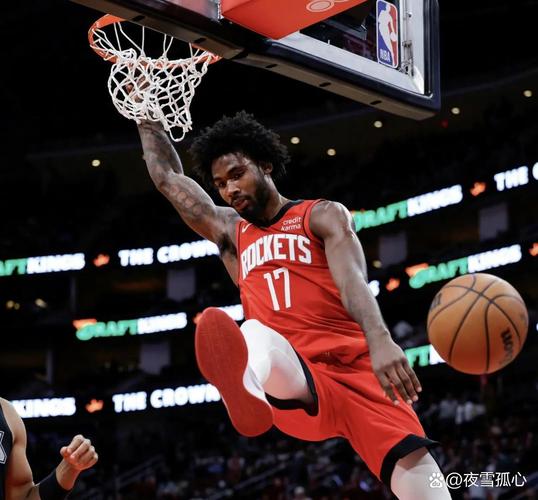 名记：外界相信KD会提前续约 伊森和火箭是否会提前续约尚不清楚