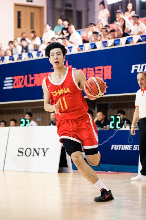 媒体人:照这个速度 张博源上半学期获得的NCAAoffer上双也不意外