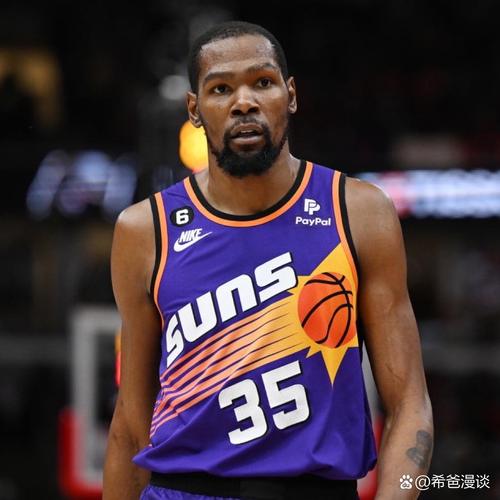 杜兰特：2K我只打在线的 但不能说出我的账号以免被跟踪到