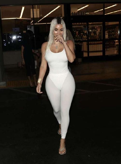 金-卡戴珊再撩东契奇这次遭拒😳 奥多姆提醒：她会吸干你