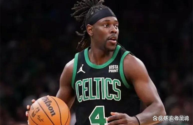 A-西蒙斯:在开拓者我持球更多 在绿军角色不同要找到自己节奏