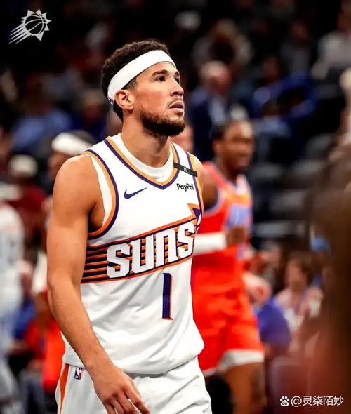 官方:布兰登-米勒遭左肩半脱位 明日缺战热火并将接受重新评估