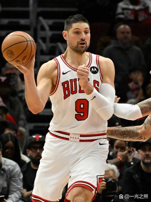 不给机会！拉文切掉字母哥篮板&雄鹿错失绝平机会